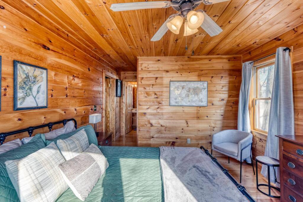 Mtn Cabin Sleeps 10 - 5 Mins To Fishing & Camping Ellijay Bagian luar foto