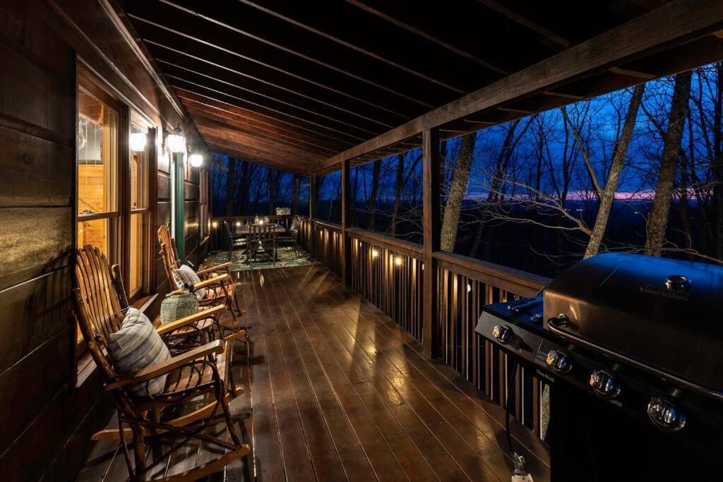 Mtn Cabin Sleeps 10 - 5 Mins To Fishing & Camping Ellijay Bagian luar foto