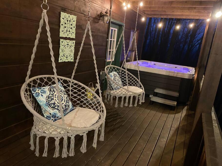 Mtn Cabin Sleeps 10 - 5 Mins To Fishing & Camping Ellijay Bagian luar foto
