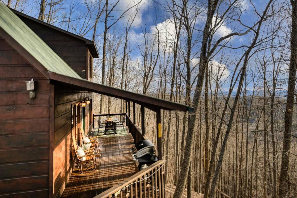 Mtn Cabin Sleeps 10 - 5 Mins To Fishing & Camping Ellijay Bagian luar foto
